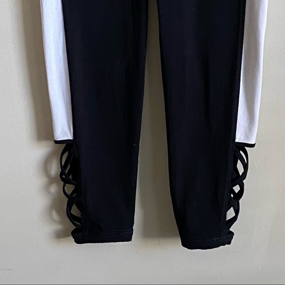 Pink Victoria’s Secret Yoga Leggings Black Size M - Picture 6 of 9